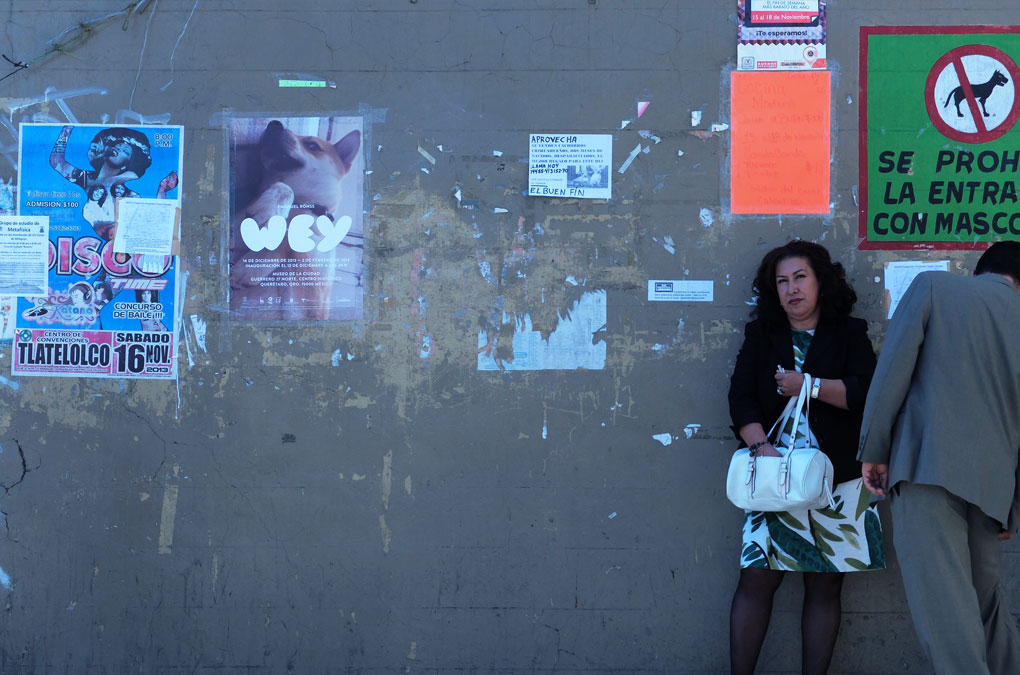 WEY, Poster documentation