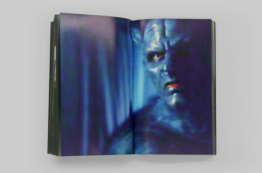 Location Scout, Design/Layout