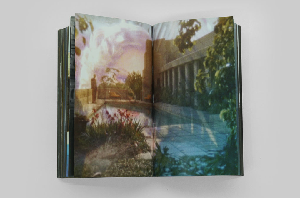 Location Scout, Design/Layout